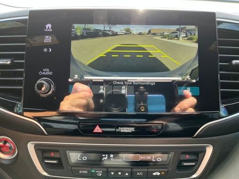 Certified 2022 Honda Pilot TrailSport image 27