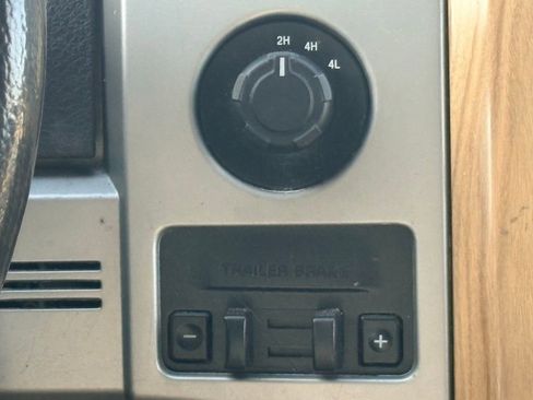 Used 2011 Ford F150 Lariat w/ Lariat Plus Pkg image 19