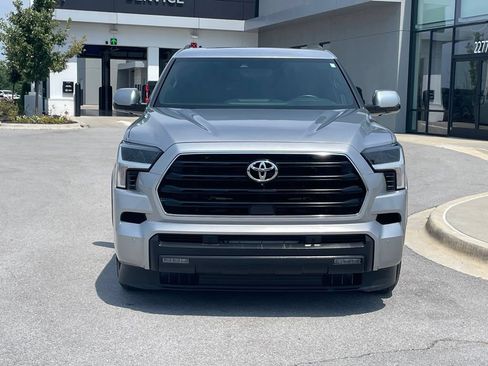 Used 2025 Toyota Sequoia SR5 AWD/4WD image 2