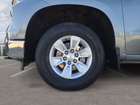 Used 2025 Chevrolet Silverado 1500 LT image 14