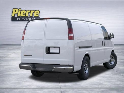 New 2026 Chevrolet Express 2500 w/ Driver Convenience Package RWD image 4