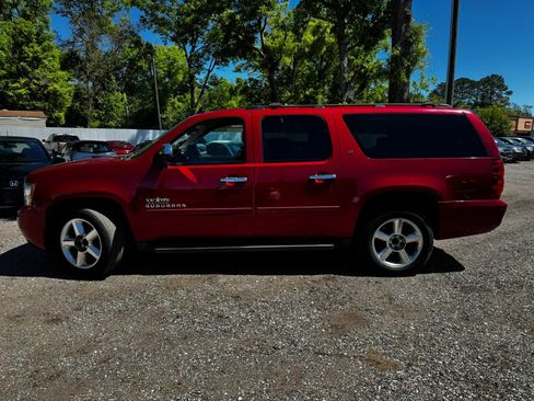 Used 2012 Chevrolet Suburban LT w/ Texas Edition RWD image 3
