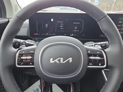 New 2026 Kia Carnival SX Prestige FWD image 36
