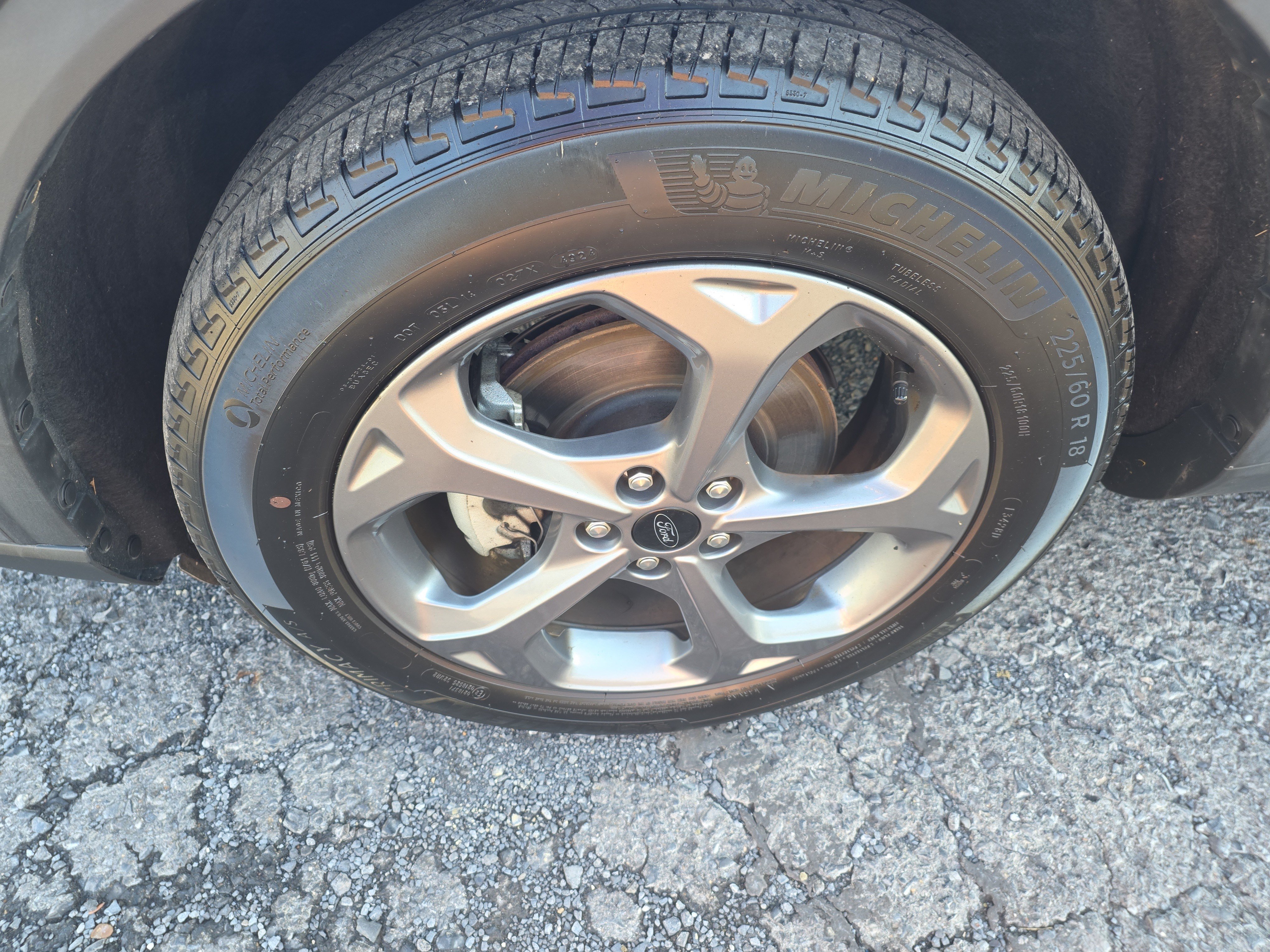 Used 2025 Ford Escape ST-Line Select AWD/4WD image 11
