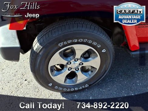 Used 2016 Jeep Wrangler Unlimited Sahara image 5