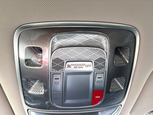 Used 2023 Genesis G80 2.5T image 34