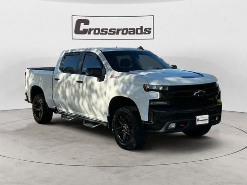 Used 2021 Chevrolet Silverado 1500 LT Trail Boss w/ LPO, Dark Essentials Package image 7
