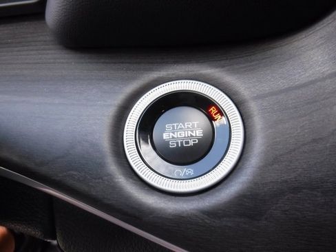 New 2025 Jeep Grand Cherokee L Limited w/ Black Appearance Package image 21