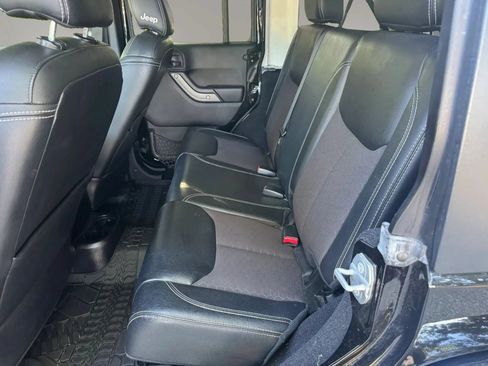 Used 2016 Jeep Wrangler Unlimited Sport AWD/4WD image 9