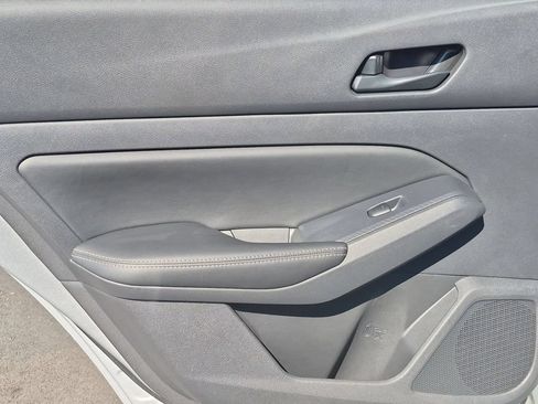 Used 2025 Nissan Altima 2.5 SV FWD image 26
