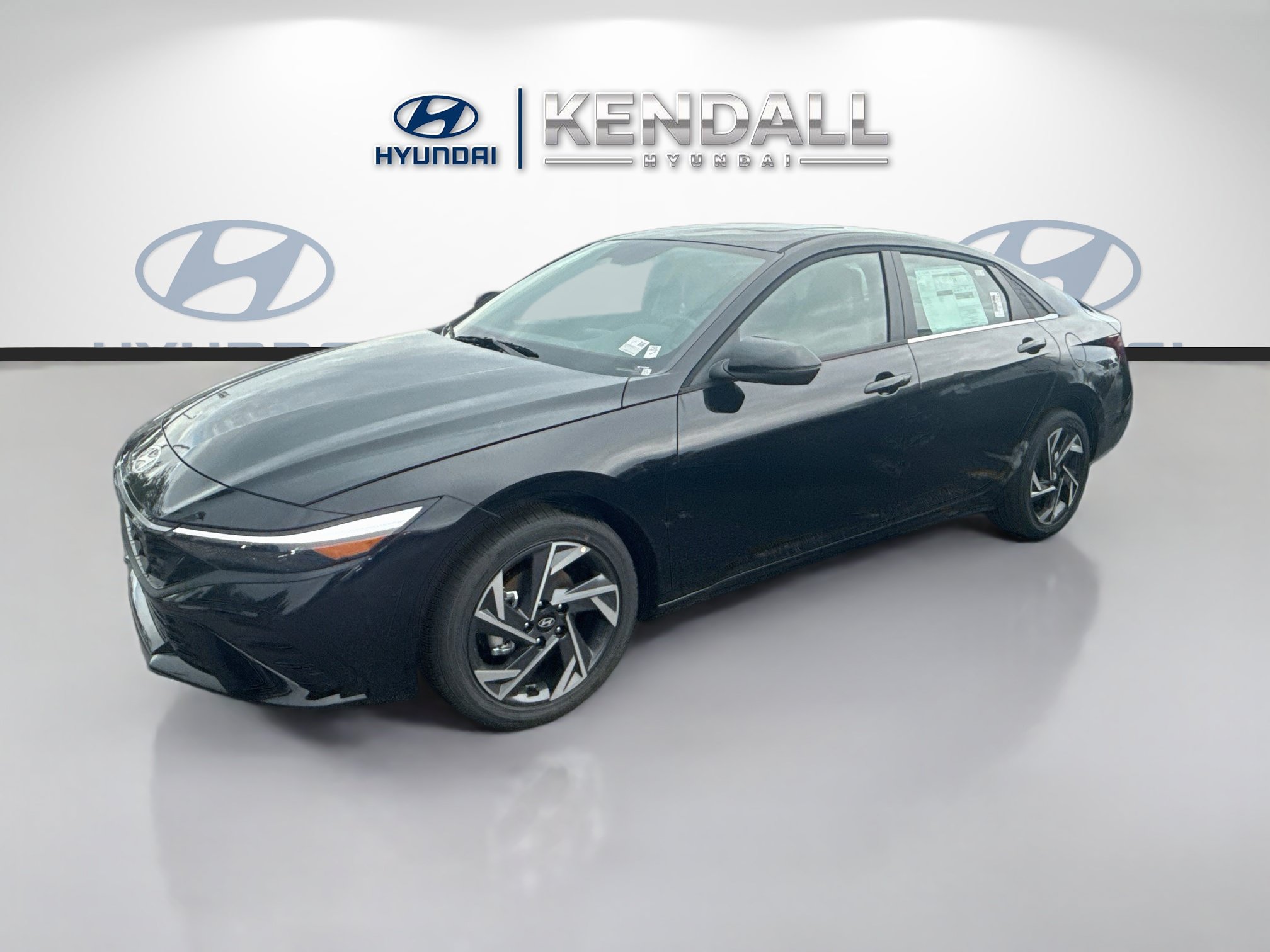 New 2026 Hyundai Elantra Limited FWD image 3