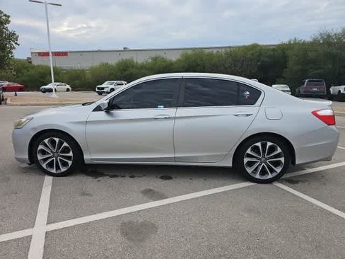 Used 2014 Honda Accord Sport image 8