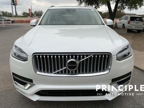 Certified 2023 Volvo XC90 B5 Plus w/ Protection Package Premier AWD/4WD image 3