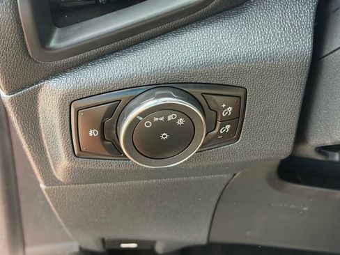 Used 2021 Ford EcoSport SE image 12