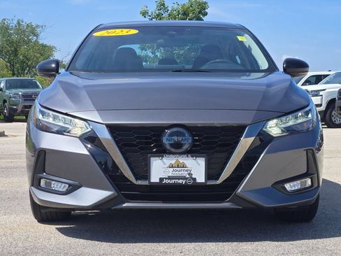 Used 2023 Nissan Sentra SR FWD image 3