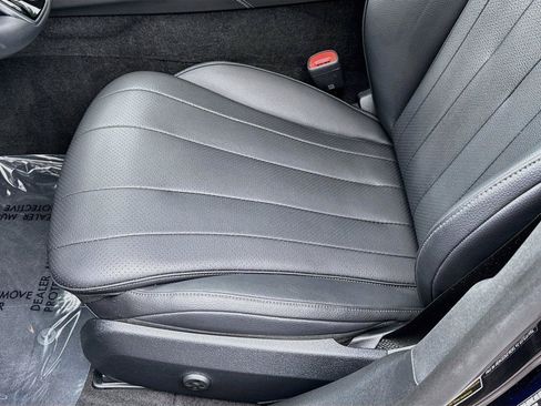 Used 2024 Mercedes-Benz E 350 4MATIC Sedan image 19