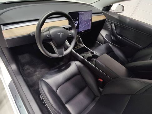 Used 2020 Tesla Model 3 Long Range image 21