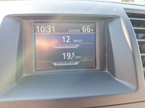 Used 2011 Toyota Highlander 2WD image 23