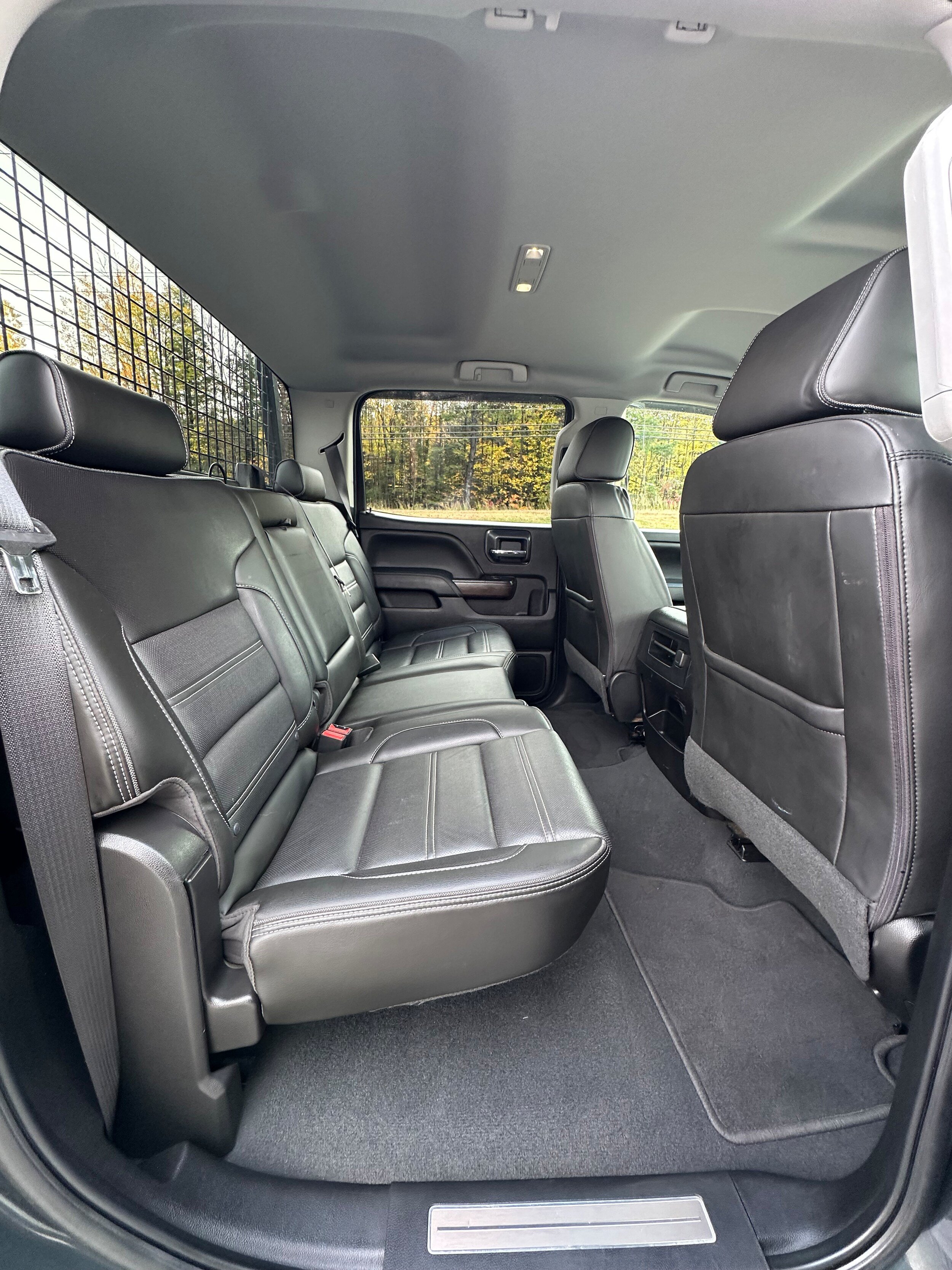 Used 2019 GMC Sierra 3500 Denali w/ Duramax Plus Package AWD/4WD image 23