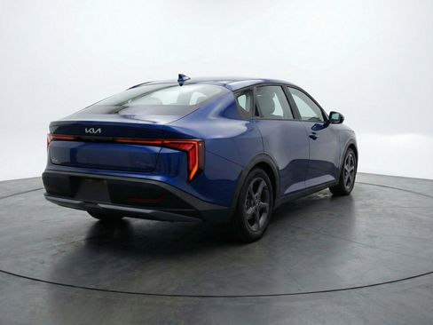 Used 2025 Kia K4 LXS image 9