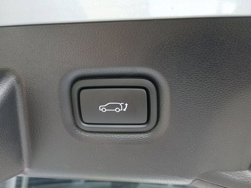 New 2023 Hyundai Ioniq 5 SEL image 18