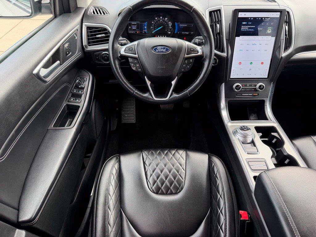 Used 2023 Ford Edge Titanium AWD/4WD image 9