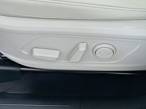 Used 2025 Kia Sorento EX w/ Panoramic Sunroof Package FWD image 13