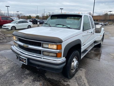 Used 1996 Chevrolet Silverado 3500 4x4 Extended Cab image 3