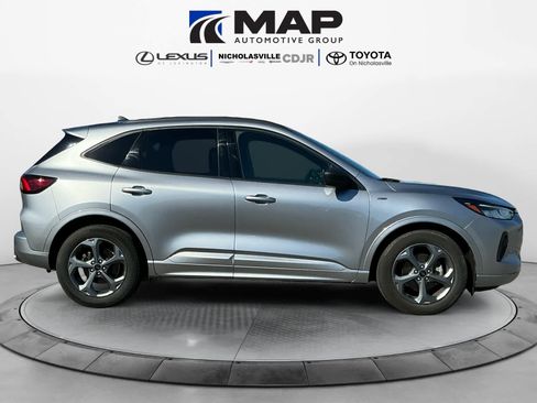 Used 2024 Ford Escape ST-Line FWD image 6