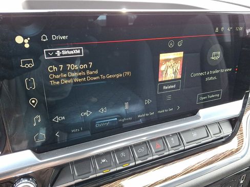 Used 2023 GMC Sierra 1500 Elevation w/ Preferred Package image 17