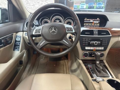 Used 2012 Mercedes-Benz C 300 4MATIC Sedan image 15