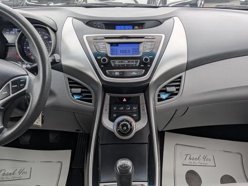 Used 2013 Hyundai Elantra GLS FWD image 10