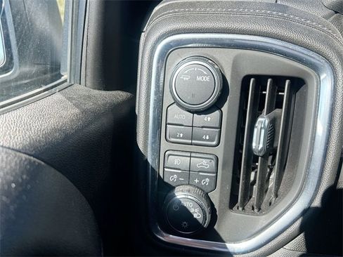 Used 2021 Chevrolet Silverado 1500 LT Trail Boss w/ Convenience Package II image 24