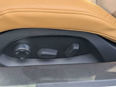 Used 2020 Chevrolet Corvette Stingray Preferred Cpe w/ 2LT Preferred Equipment Group RWD image 14