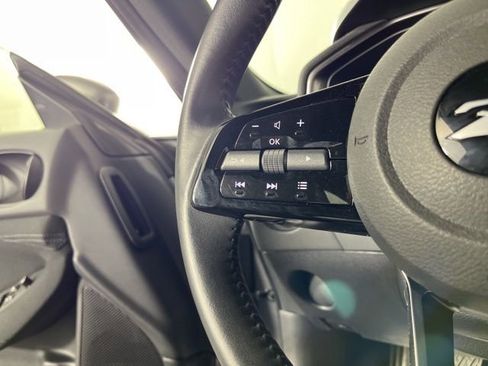 Used 2025 Nissan Z Sport w/ Floor Mat Package image 23