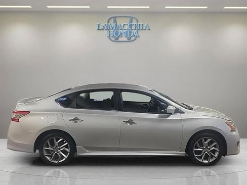 Used 2013 Nissan Sentra SR w/ Driver Pkg image 2