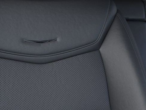 New 2026 Cadillac XT5 Premium Luxury w/ LPO, Floor Liner Package AWD/4WD image 21