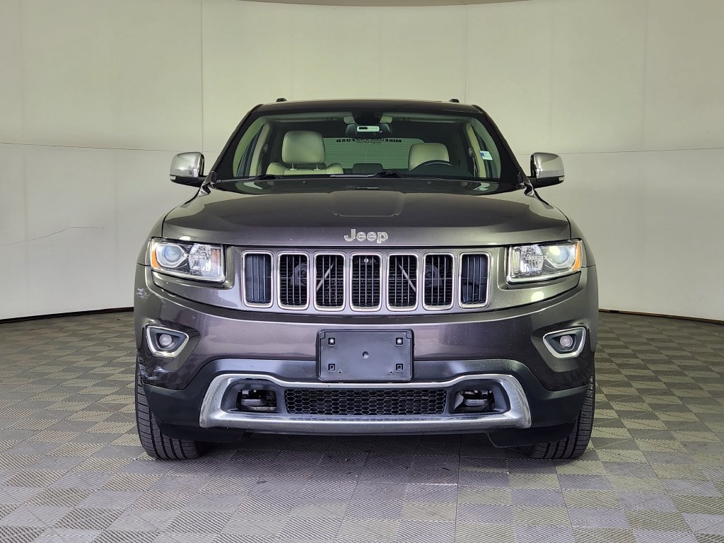 Used 2015 Jeep Grand Cherokee Limited w/ Trailer Tow Group IV AWD/4WD image 2