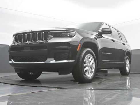 New 2025 Jeep Grand Cherokee L Laredo w/ Luxury Tech Group I image 48