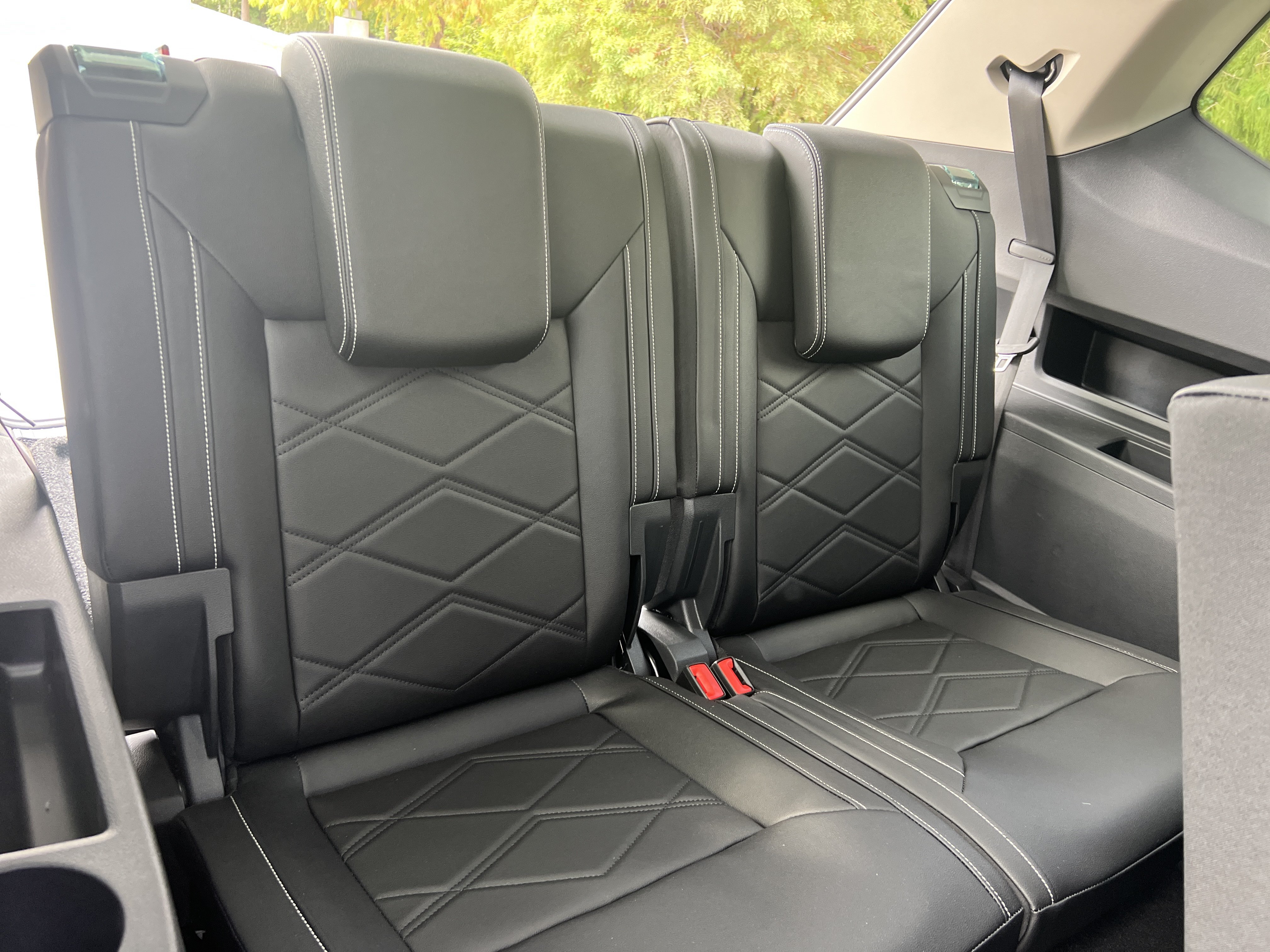 Certified 2026 Volkswagen Atlas SE FWD image 27