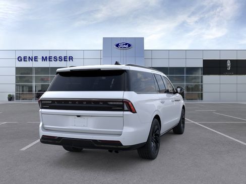 New 2026 Lincoln Navigator L Reserve AWD/4WD image 29