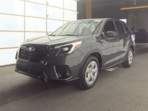 Used 2023 Subaru Forester AWD/4WD image 1