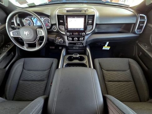 New 2026 RAM 1500 Express AWD/4WD image 9