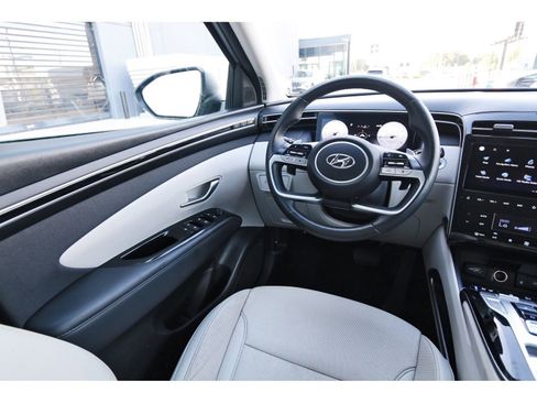 Certified 2024 Hyundai Tucson Limited FWD image 10