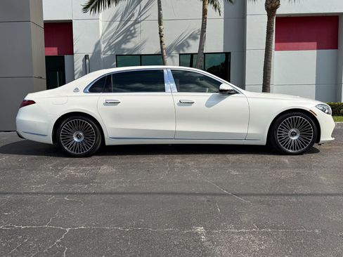 Used 2021 Mercedes-Benz Maybach S 580 Mercedes-Maybach S 580 4MATIC image 2