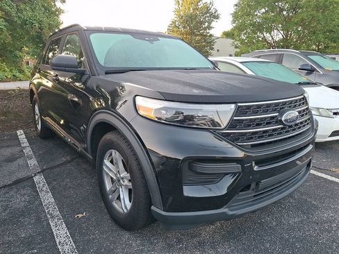 Used 2020 Ford Explorer XLT w/ Comfort Package RWD image 3