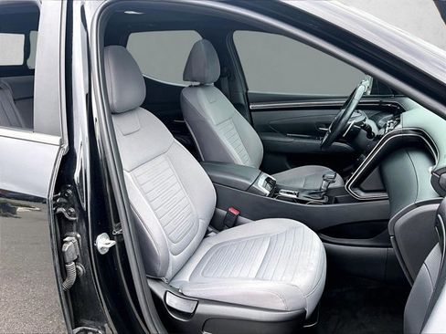 Used 2022 Hyundai Santa Cruz SEL Premium image 9