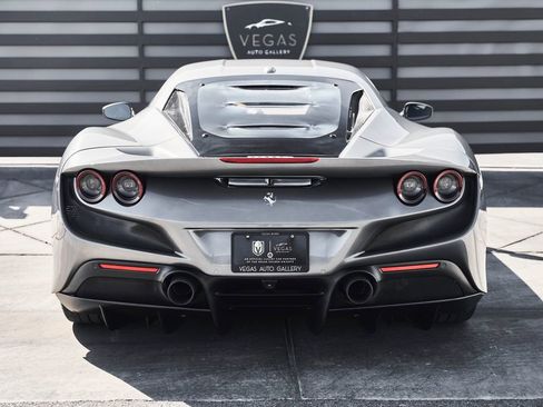 Used 2020 Ferrari F8 Tributo image 24