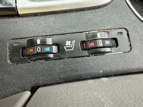 Used 2016 Toyota Highlander Limited Platinum AWD/4WD image 12