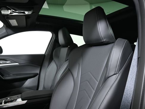 New 2026 BMW X2 xDrive28i w/ Technology Package image 16